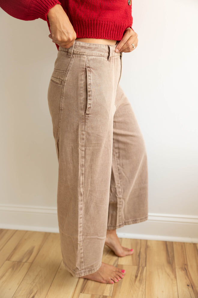 Mineral Wash Barrel Jeans