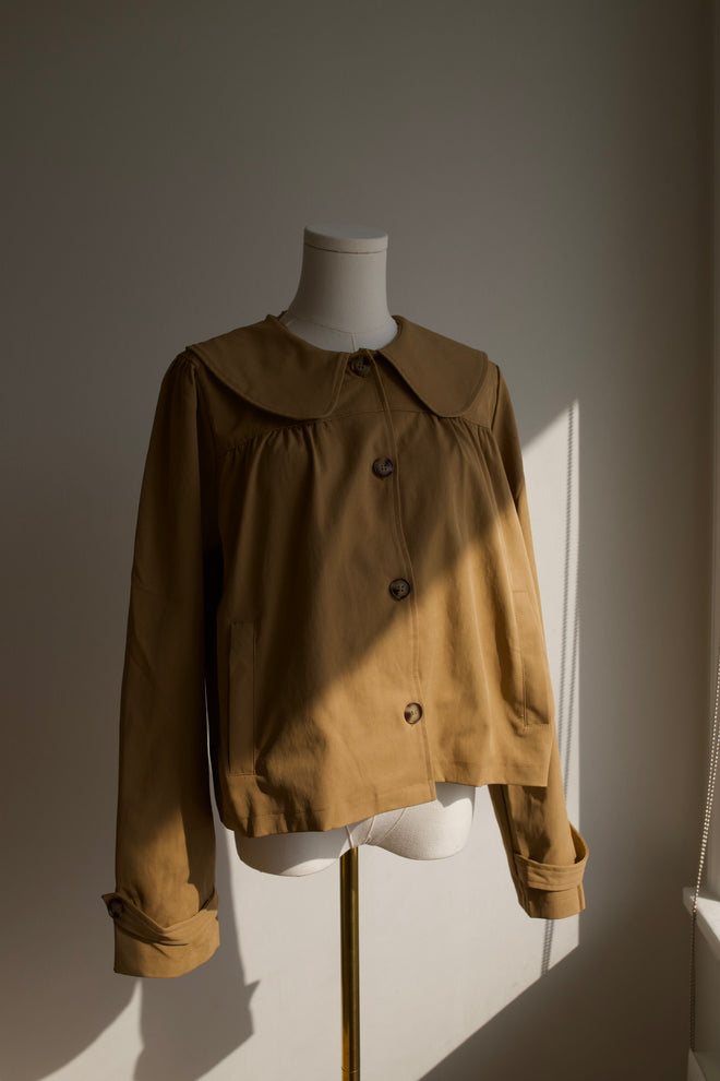 Erin Camel Button